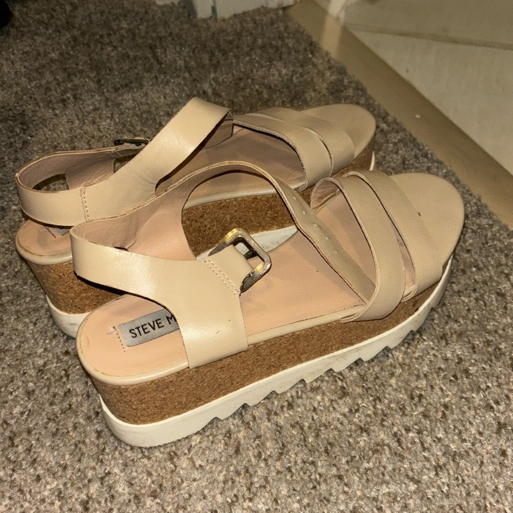 Steve Madden platform sandals